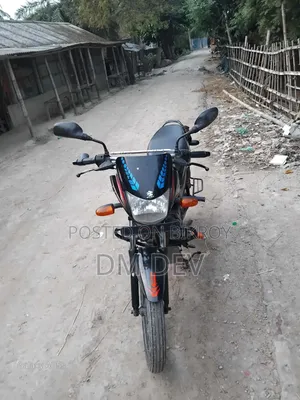 বাজাজ প্লাটিনা ১০০ ২০১৮ ব্ল্যাক