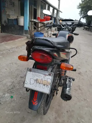 বাজাজ প্লাটিনা ১০০ ২০১৮ ব্ল্যাক