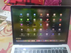 Laptop Apple MacBook Pro 2019 16GB Intel Core i7 HDD+SSD 256GB