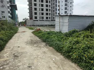 বসুন্ধরা আবাসিক এলাকায় এম-ব্লকে, ৫ কাঠা প্লট জরুরী বিক্রয়