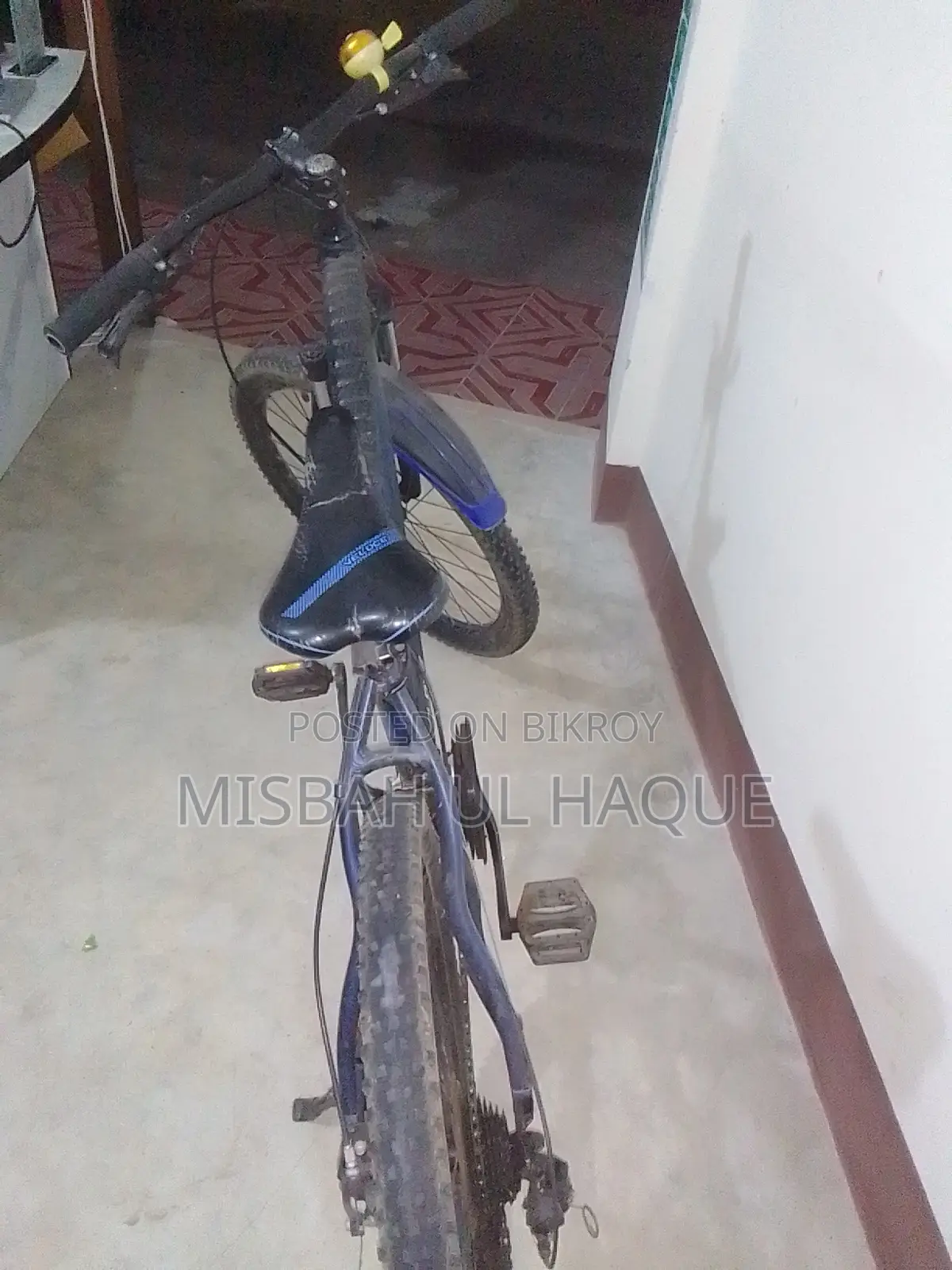 Sell Post Model: Veloce Legon 50