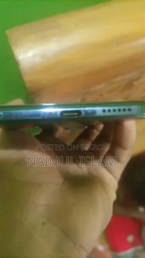 Vivo V30e 128 GB Purple