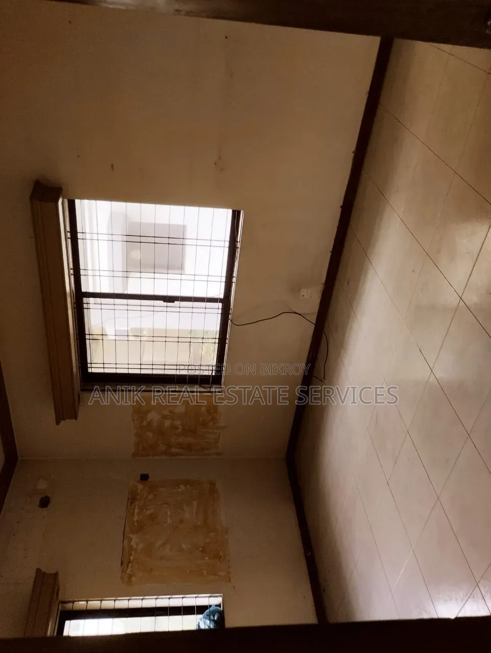 2300 এসএফটি অফিস স্পেস ভাড়া গুলশান ২