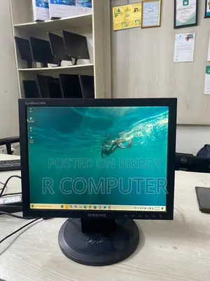 স্যামসাং ১৭" মনিটর ফুল ফ্রেশ