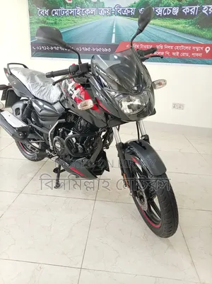 বাজাজ পালসার ১৫০ ২০২৩ ব্ল্যাক