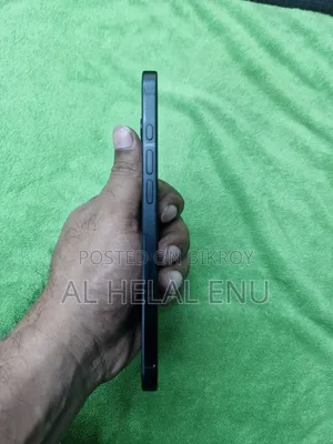 Apple iPhone 16 Plus 128 GB Black