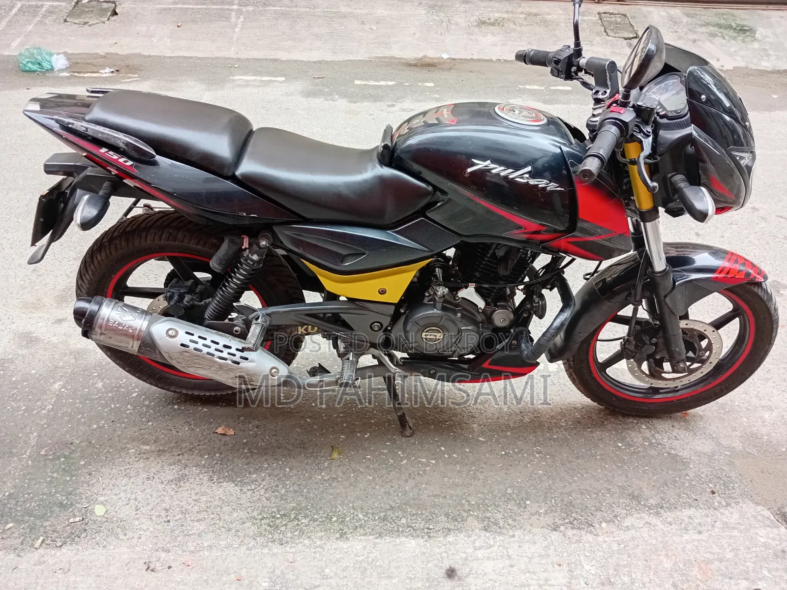 বাজাজ পালসার ১৫০ ২০২০ রেড