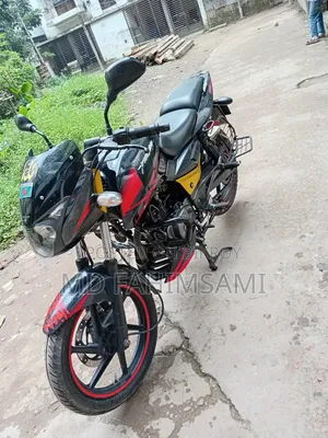 বাজাজ পালসার ১৫০ ২০২০ রেড