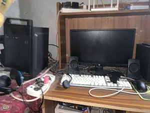 Desktop Computer HP 12GB Intel Core i3 SSD 1TB