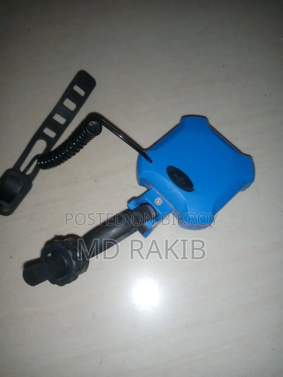 Bicycle light horn