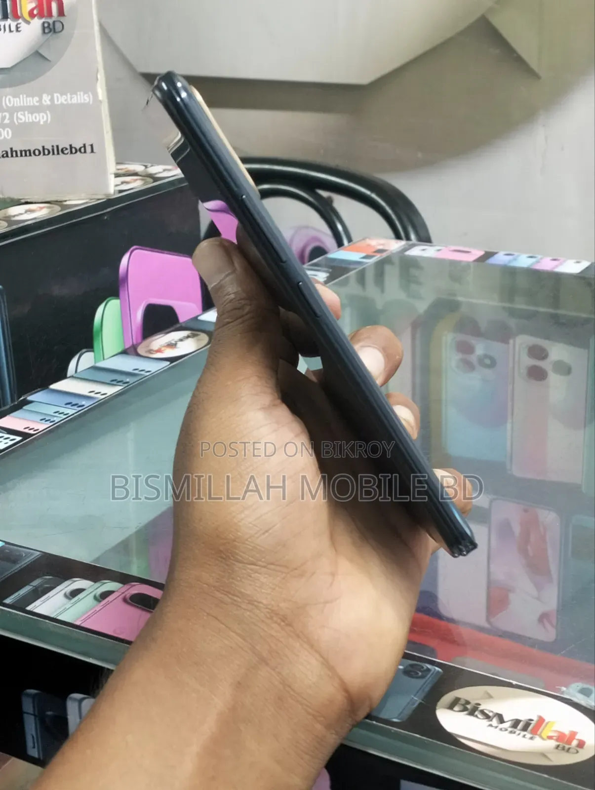 ভিভো ওয়াই ১৯ ১২৮ জিবি কালো