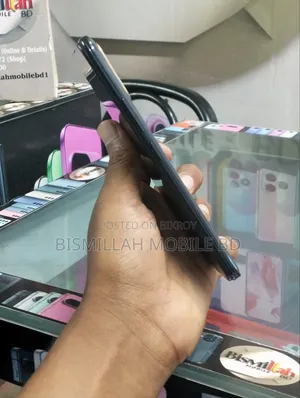 ভিভো ওয়াই ১৯ ১২৮ জিবি কালো