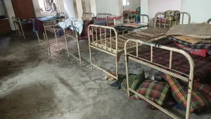 I want to sell these furniture pieces due to financial crisis