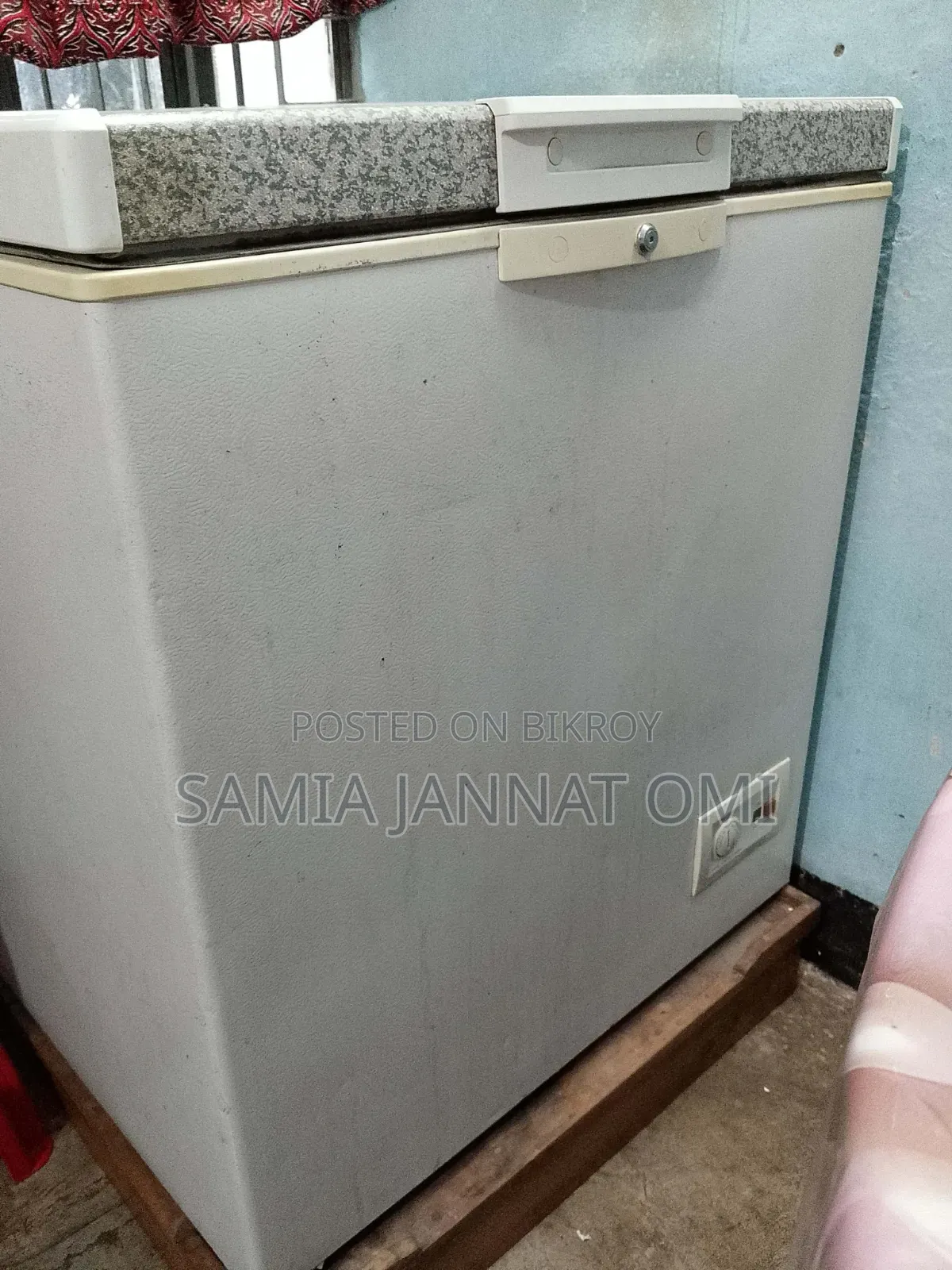 Singer Deep Fridge 200 Liter