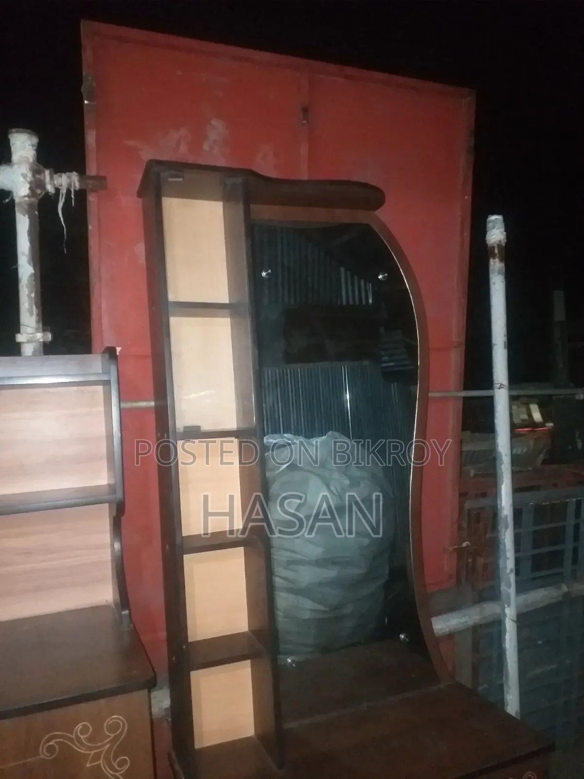 পারটেক্সের ড্রেসিং টেবিল