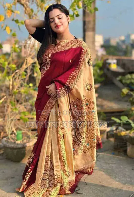 প্রিমিয়াম নকশি টাঙ্গাইল ধুপিয়ান সিল্ক শাড়ি