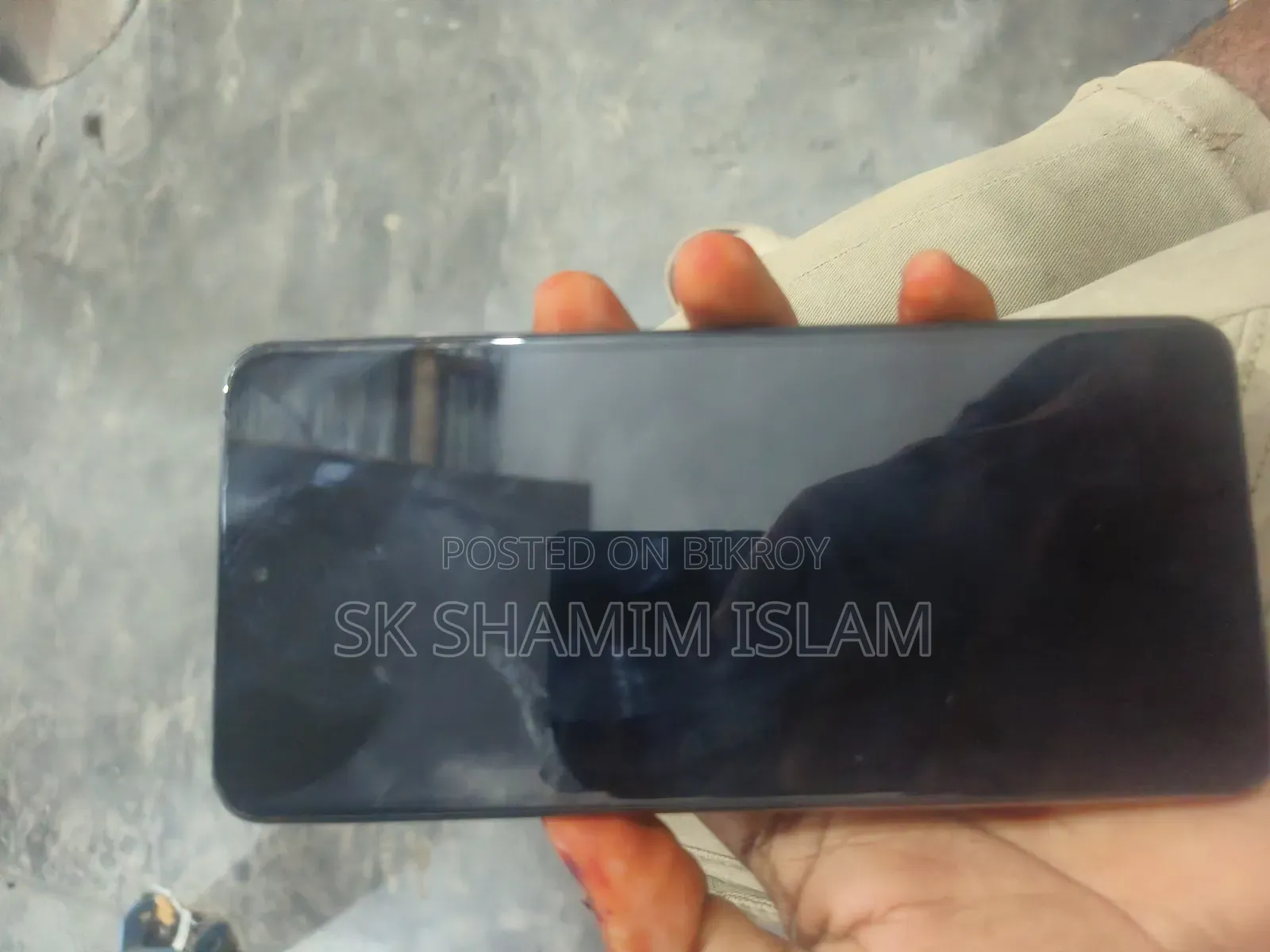 মোবাইল ফোন ১২৮ জিবি