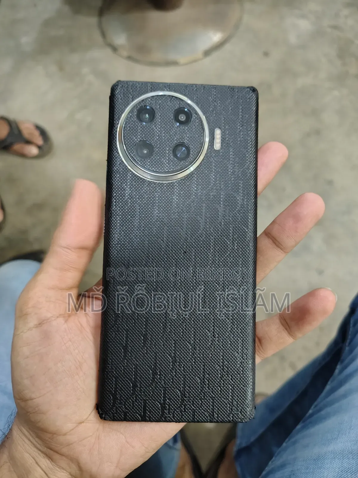 টেকনো স্পার্ক ২০ প্রো প্লাস ২৫৬ জিবি ব্ল্যাক