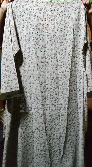 পুরাতন বোরকা বিক্রি হবে