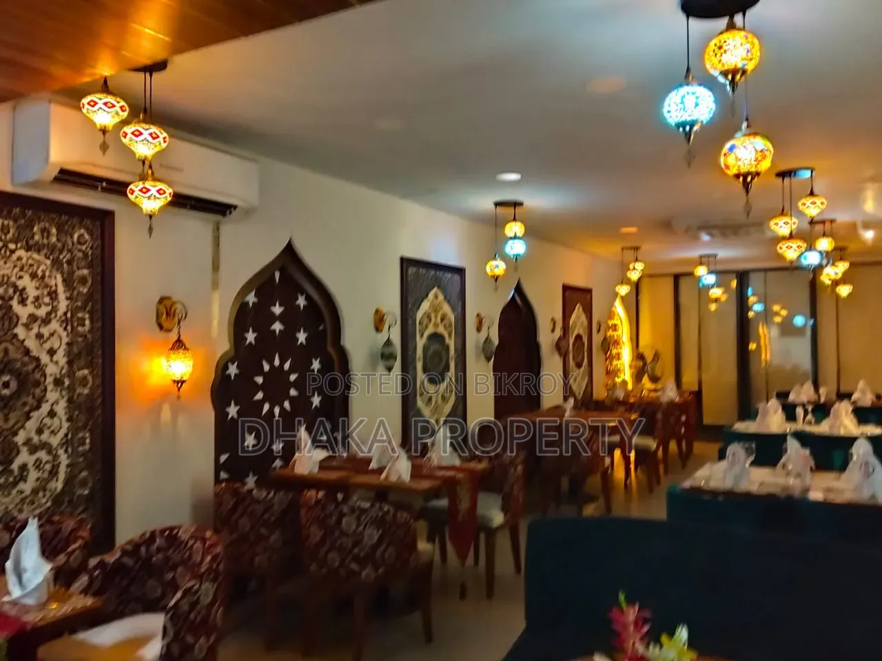 ১৫০০ বর্গফুটের গ্রাউন্ড ফ্লোর রেস্তোরাঁ ও দোকানের জন্য ভাড়ায় বনানী