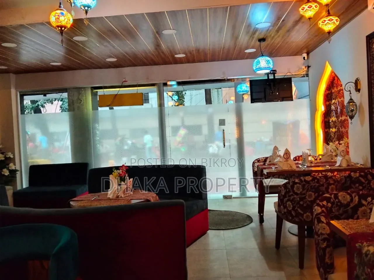১৫০০ বর্গফুটের গ্রাউন্ড ফ্লোর রেস্তোরাঁ ও দোকানের জন্য ভাড়ায় বনানী
