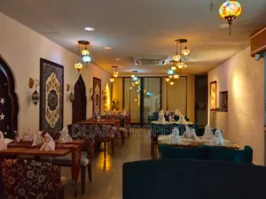 ১৫০০ বর্গফুটের গ্রাউন্ড ফ্লোর রেস্তোরাঁ ও দোকানের জন্য ভাড়ায় বনানী