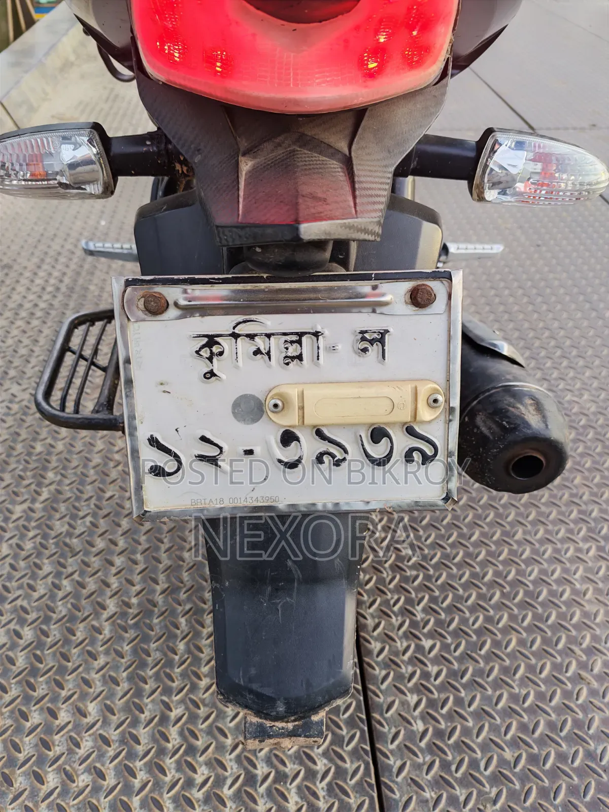 টিভিএস অ্যাপাচি আরটিআর ১৬০ টুভি ২০১৮ ব্ল্যাক
