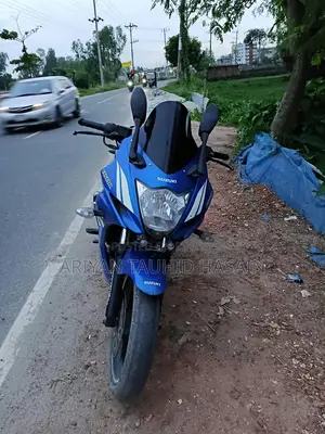 সুজুকি জিক্সার এসএফ ২০১৮ নীল