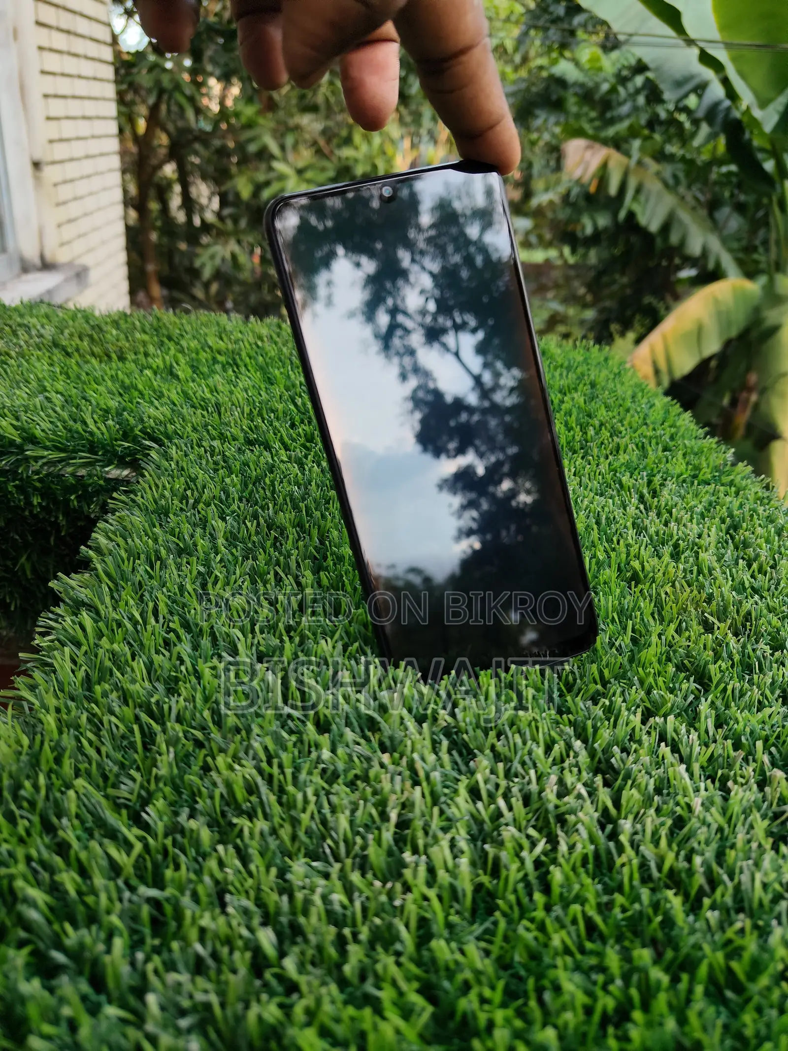 স্যামসাং গ্যালাক্সি এ২২ ১২৮ জিবি নীল