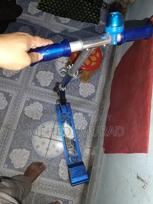 Lionman Lighting Wheel Kick Scooter