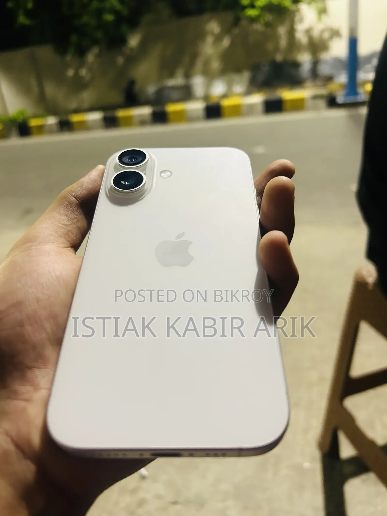Apple iPhone 16 128 GB White