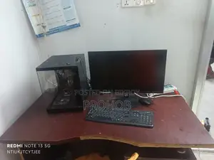 Desktop Computer MSI 16GB AMD Ryzen 5 SSD 512GB