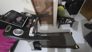 ট্রেডমিল-কনলেগা কে৮৪২ই