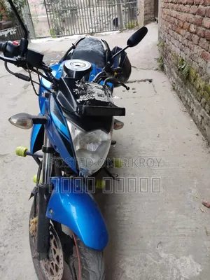 সুজুকি জিক্সার ২০১৯ ব্লু