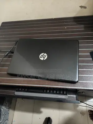 Laptop HP 15 8GB Intel Core i5 HDD+SSD 256GB