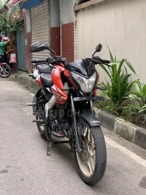 বাজাজ পালসার এনএস ১৬০ ২০২১ রেড