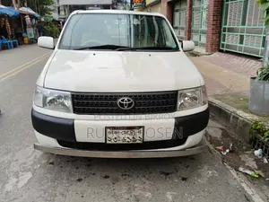 টয়োটা প্রোবক্স ২০০৪ সাদা