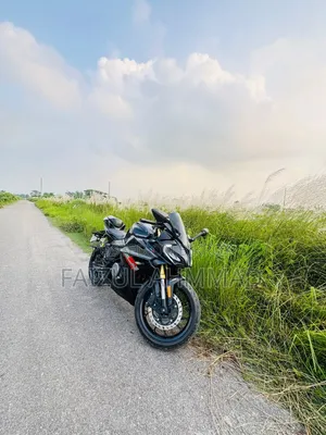 CFMoto 250SR 2025 Black
