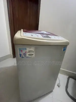 হোয়াইটম্যাজিক প্রো ৭০০এইচ