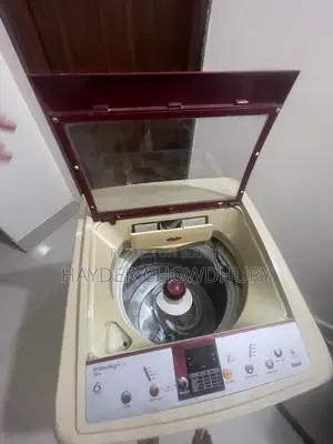 হোয়াইটম্যাজিক প্রো ৭০০এইচ