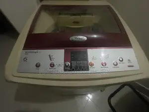 হোয়াইটম্যাজিক প্রো ৭০০এইচ