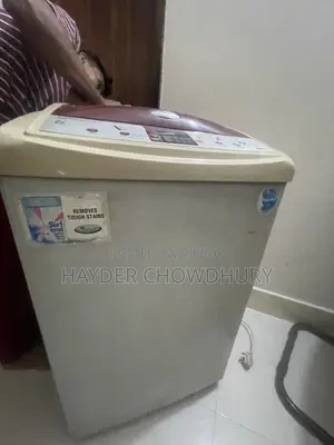 হোয়াইটম্যাজিক প্রো ৭০০এইচ