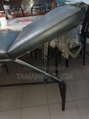 ডাক্তারস চেম্বার বেড