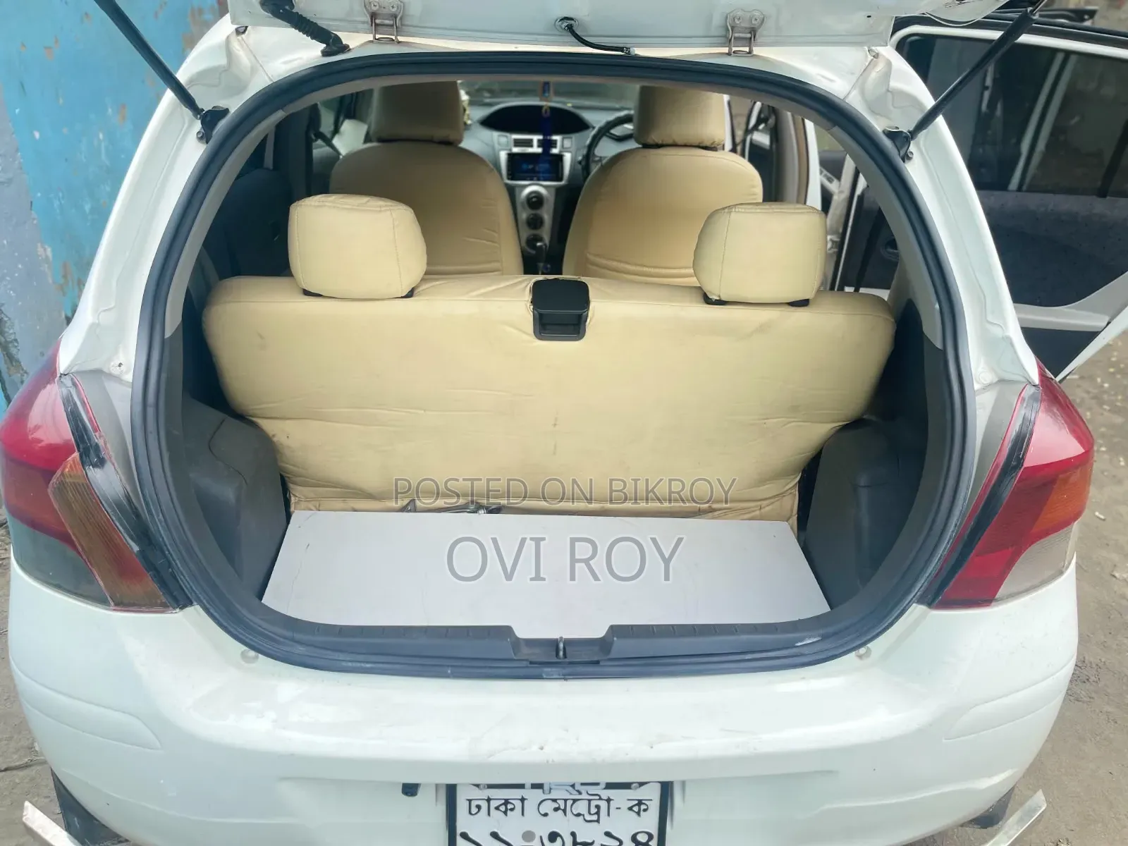 Toyota Vitz 2014 White