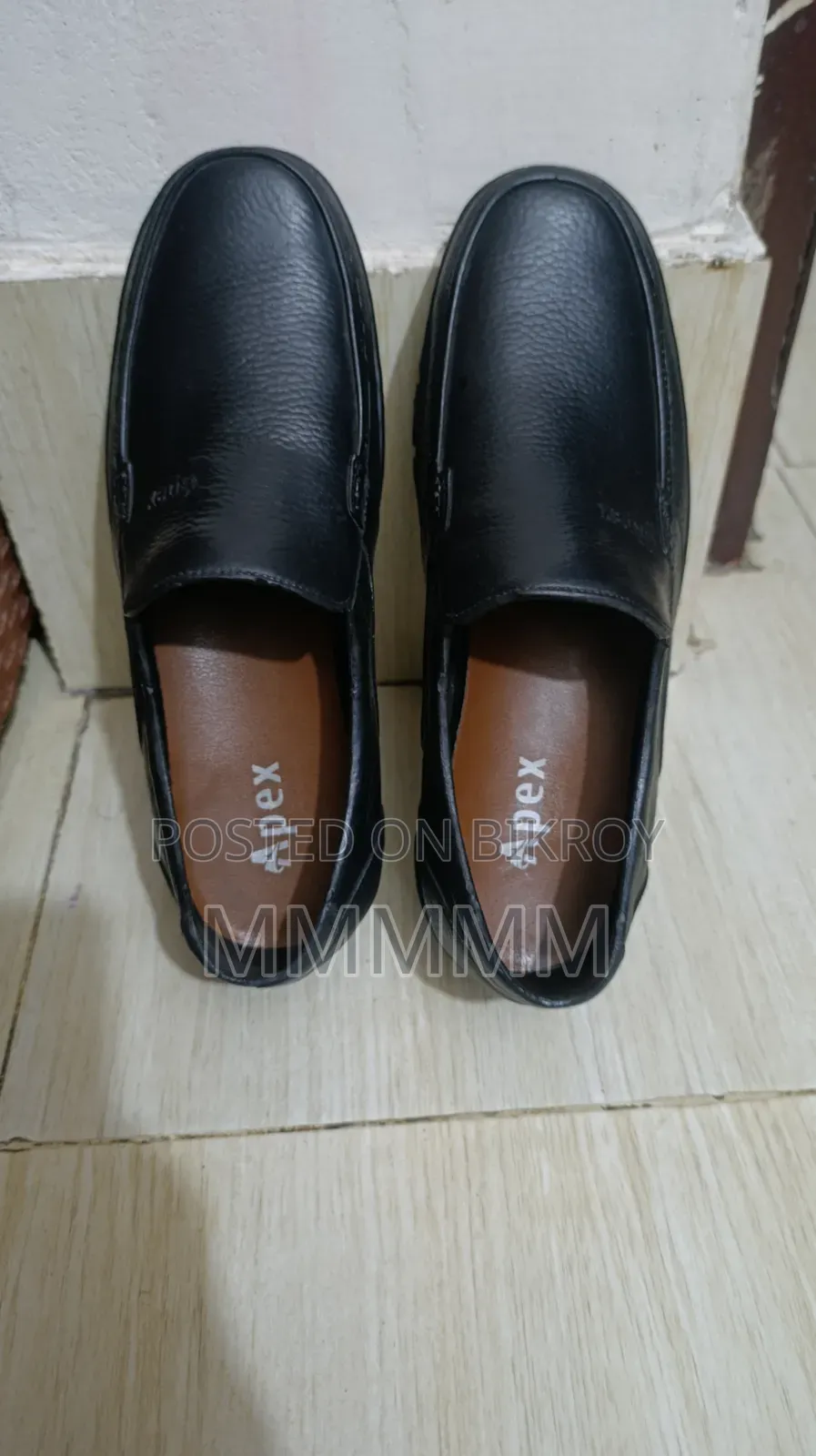 Men's Shoes.
