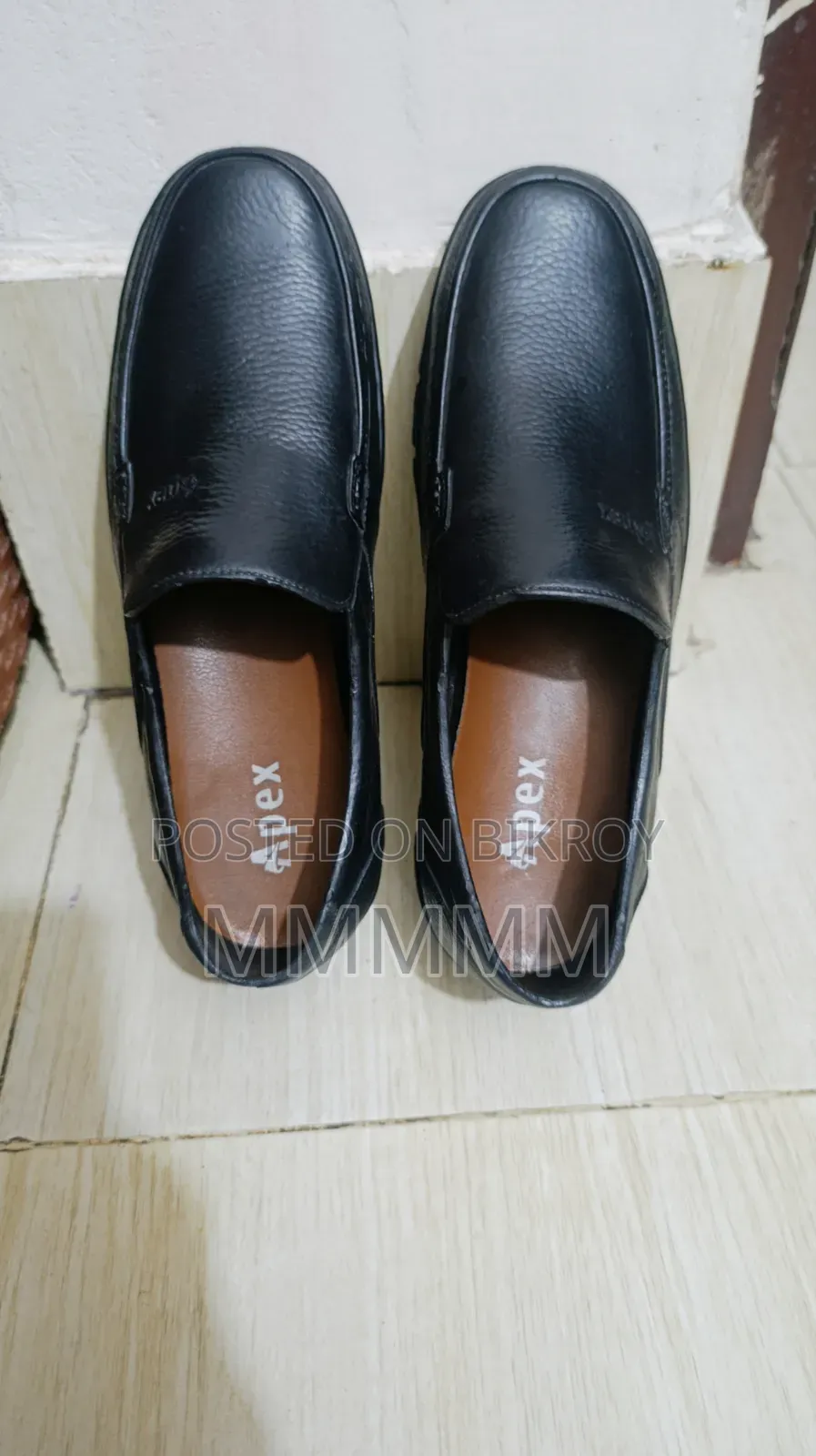 Men's Shoes.