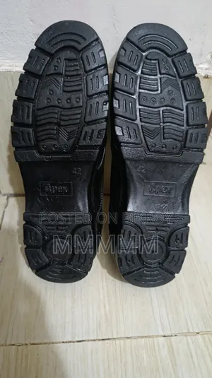 Men's Shoes.
