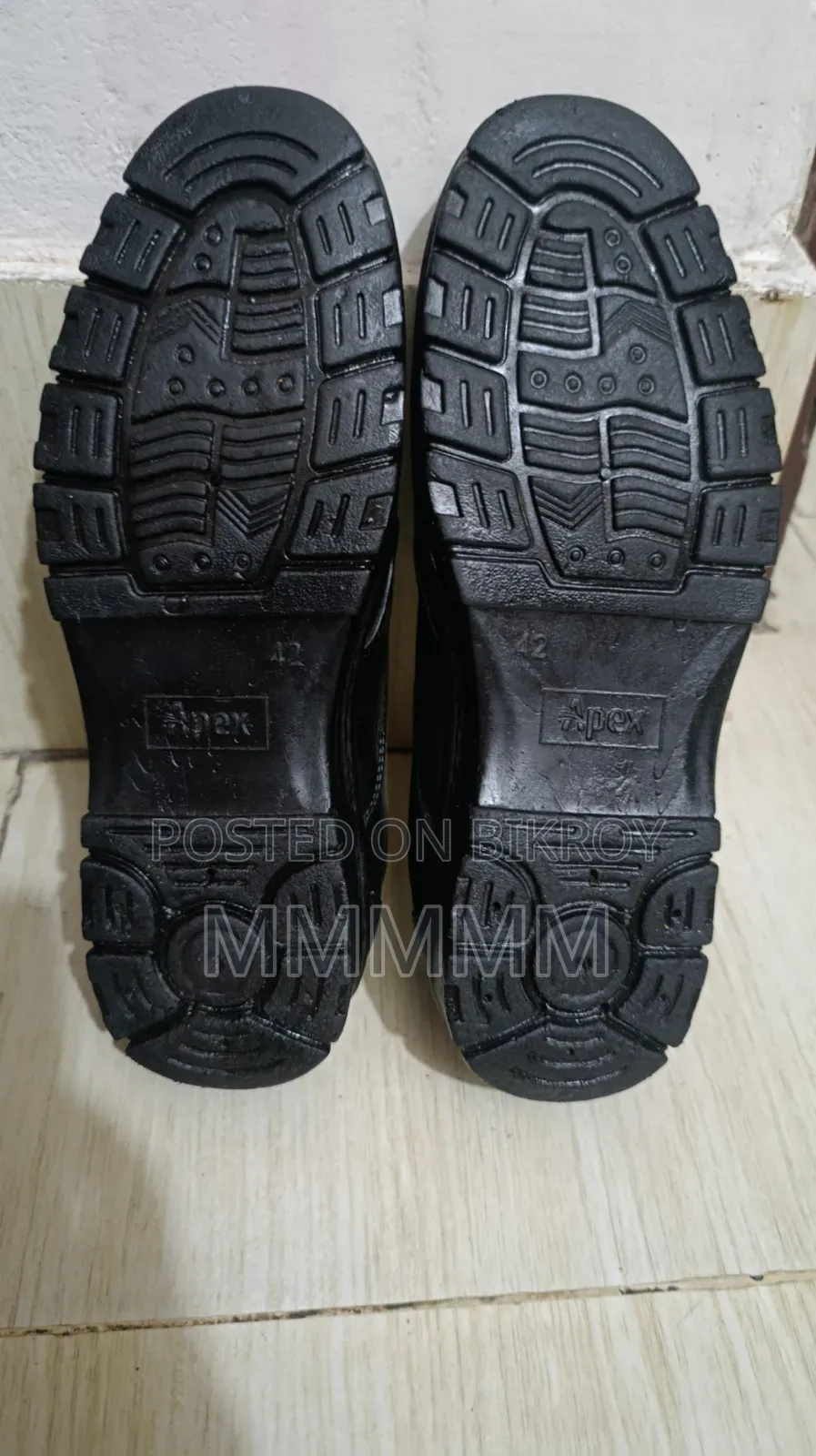 Men's Shoes.