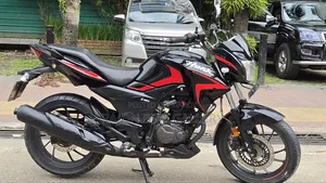 Hero Hunk 2021 Black