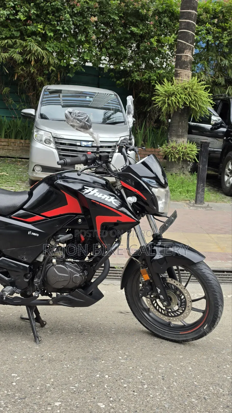 Hero Hunk 2021 Black